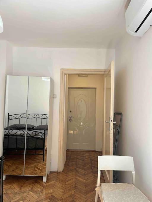 Central Home In Belgrado Esterno foto